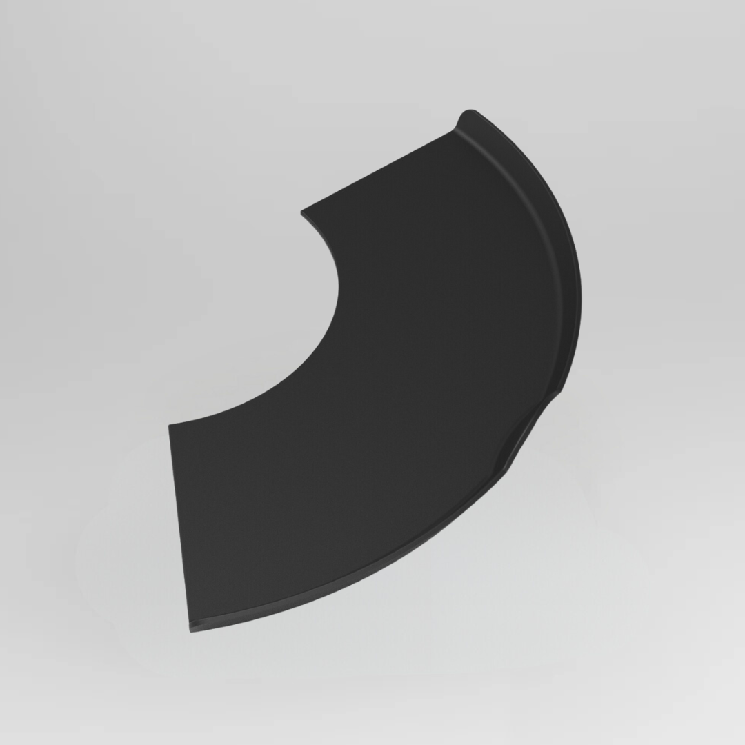 Feuille de palmier verte à côté de cartes blanches vierges sur fond uni.