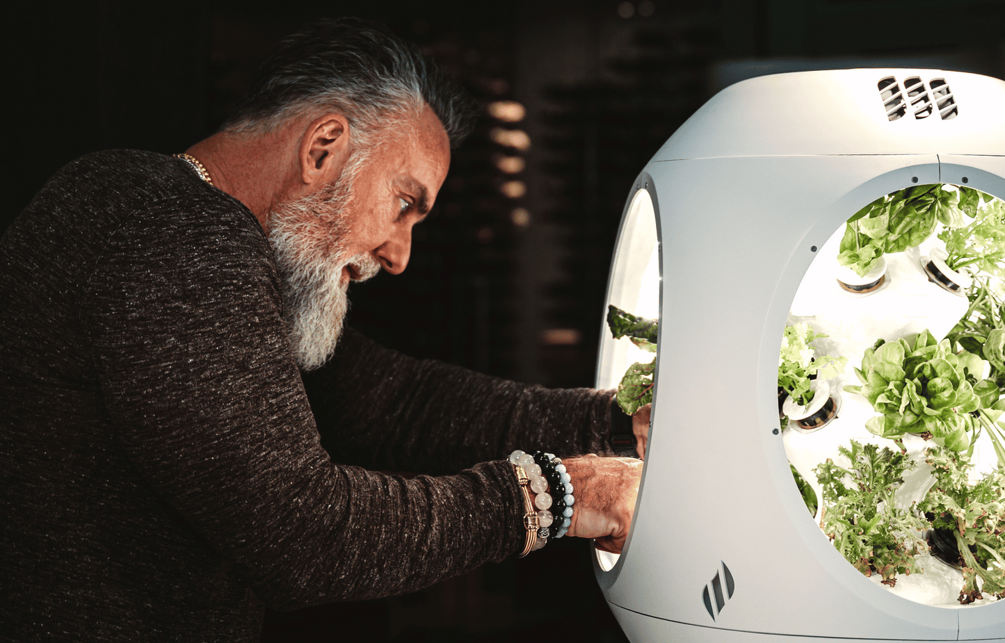 Rejuvenate by Plantaform Smart Indoor Garden. Rejuvenate grows vegetables, herbs, flowers, edible flowers, and plants.